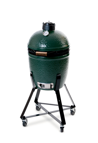 Big Green Egg Small in Nest